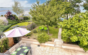Holiday Home Mesnil St Pere Cottages De Port